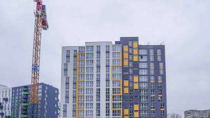 ЖК Riel City: в четвертій черзі завершуються фасадні роботи