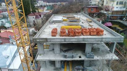 Villa Pohulianka CH: reinforced concrete composite frame has been completed